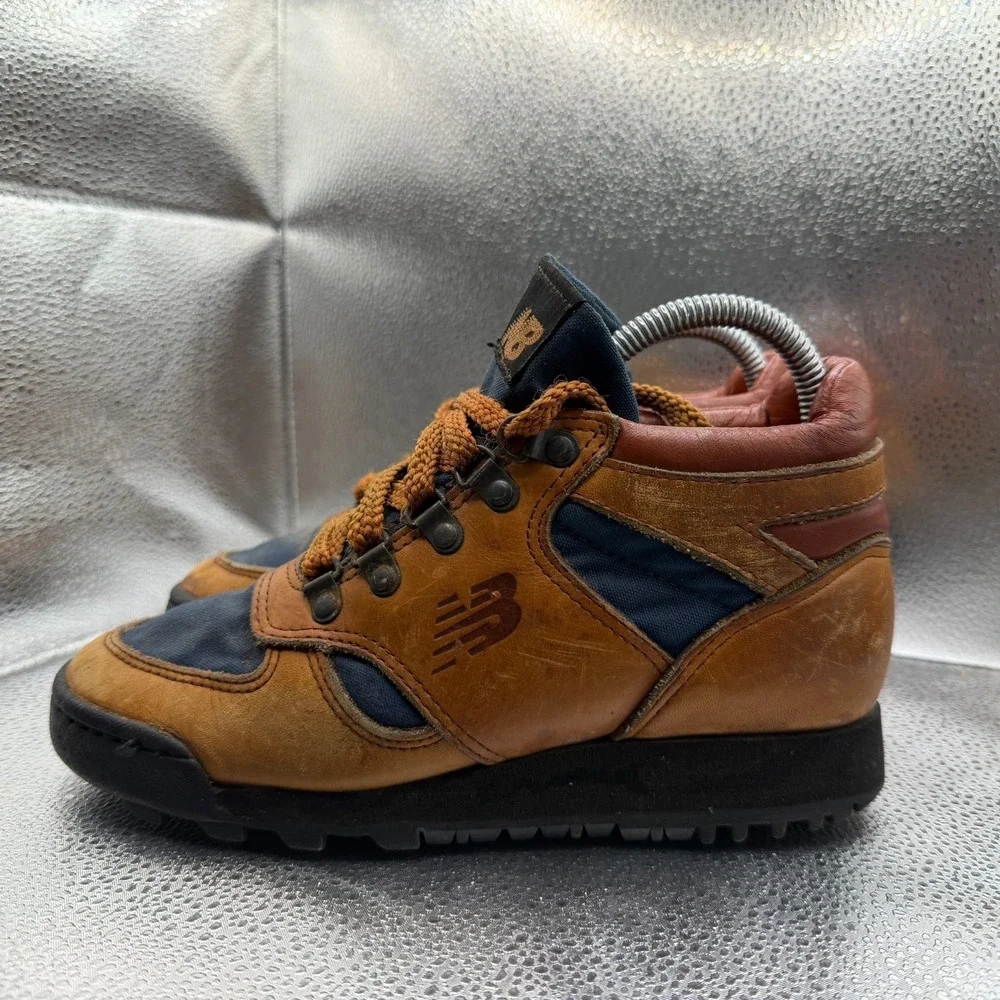 Size 6.5B New Balance Brown Blue Mens Lace-Up Suede Leather Rainier Hiking Boots
